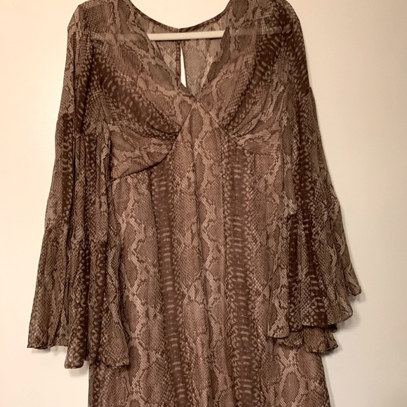 Trecy Reese Python print   Dress - Picture 4 of 11
